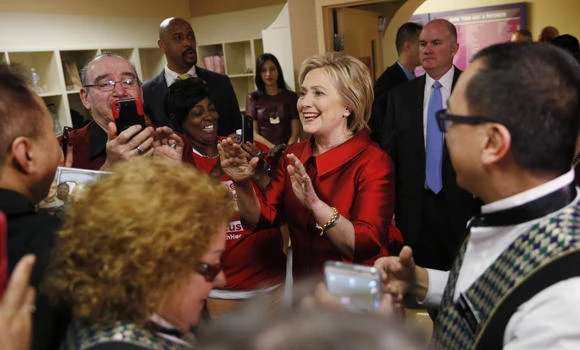 Trump wins decisively in S. Carolina, Clinton clinches Nevada