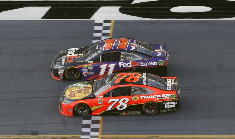 Hamlin edges Truex in closest-ever Daytona 500