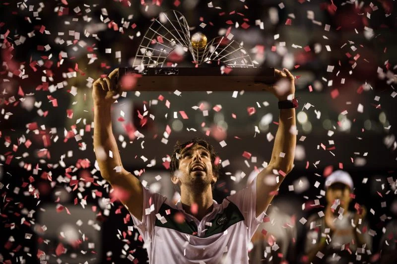 Cuevas outlasts Pella for Rio title