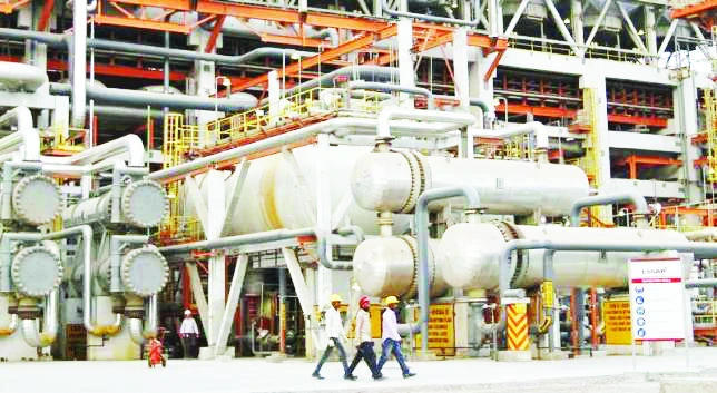 Indian refiners join forces in bid for better OPEC oil deals