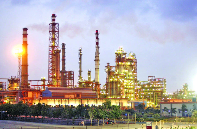 Oil prices hit by
global oversupply