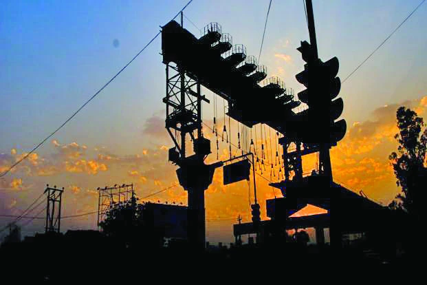India sees growth above 7% amid
global slump fears
