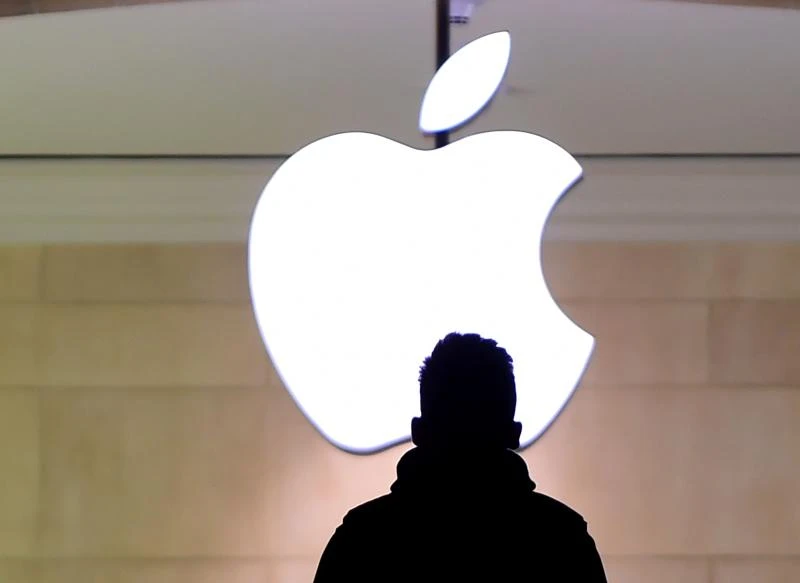 Apple asks judge to vacate order on locked iPhone