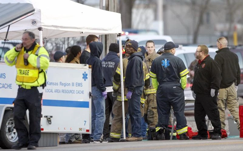 4 dead in Kansas shooting