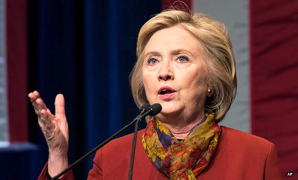Clinton eyes decisive win as S. Carolina begins voting