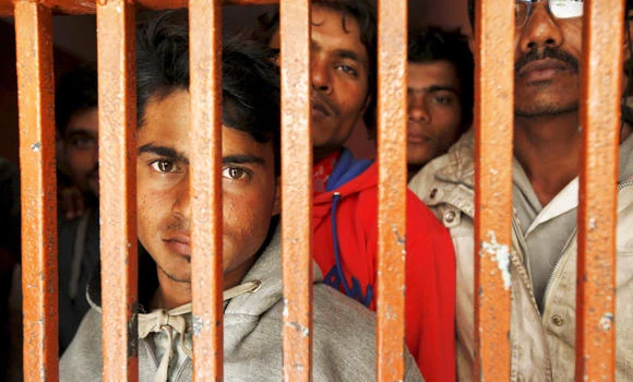 Pakistan arrests 20 Indian fishermen