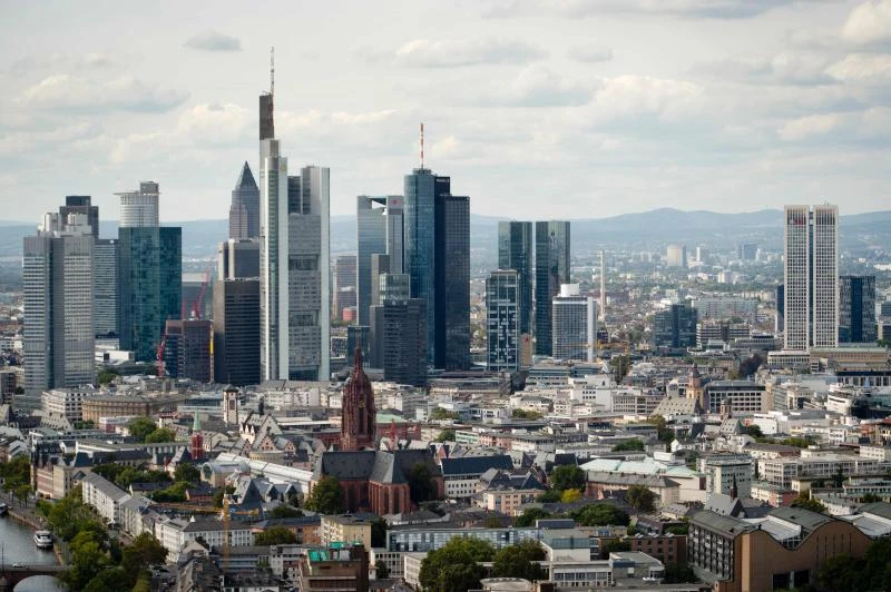 Frankfurt seeks to win over FinTech whizzkids