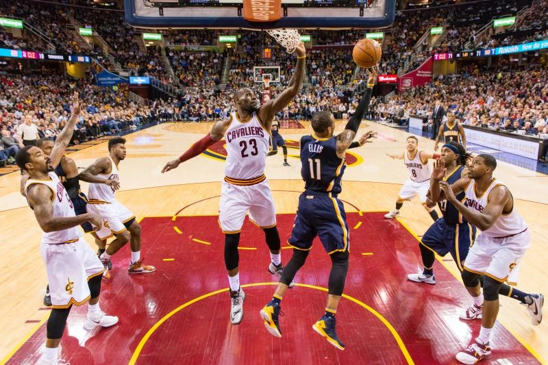 James return boost Cavaliers in tight win vs. Pacers