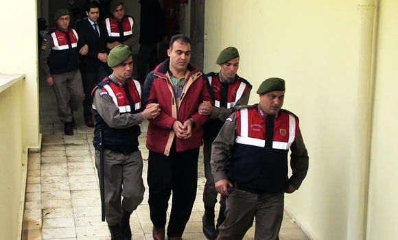 Two Syrians handed 4 years for Kurdi’s death