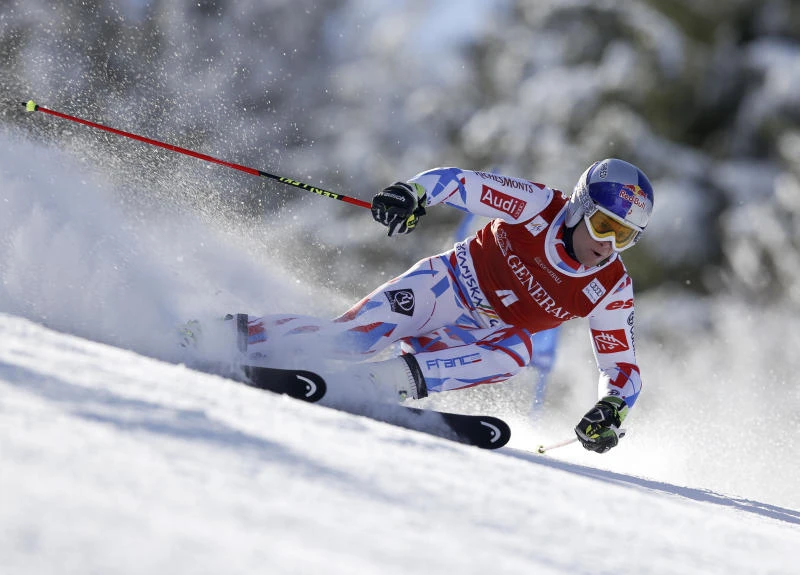 Pinturault rattles off another giant slalom