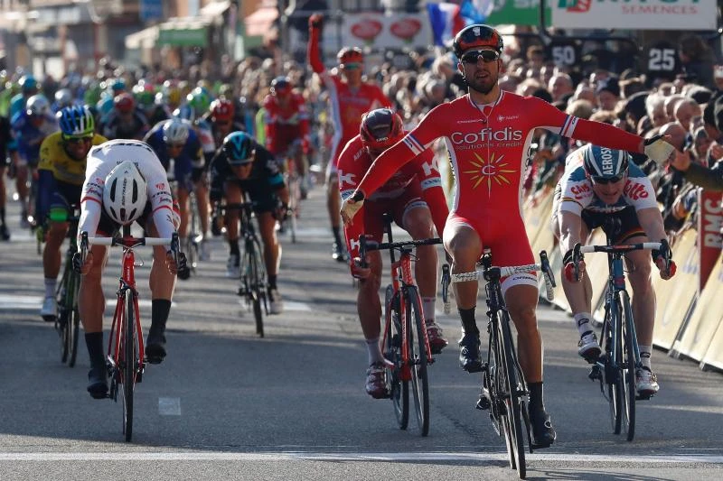 Bouhanni sprints to Paris-Nice 4th stage win