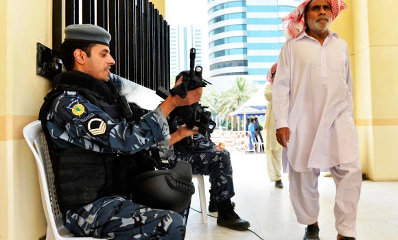 US warns citizens as American in Kuwait injured by knifeman