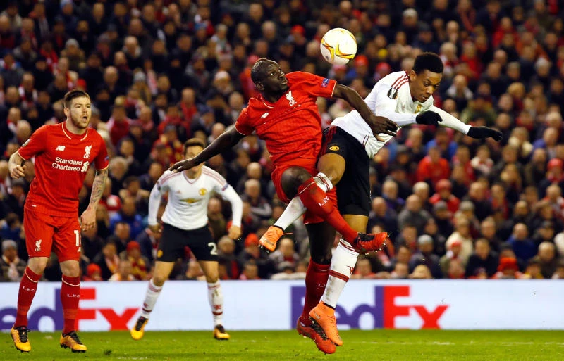 Liverpool blows out United; Dortmund outclasses Tottenham in Europa