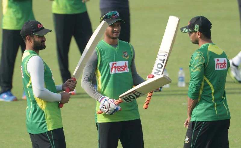 Buoyant Bangladesh bid to turn screw on Pakistan