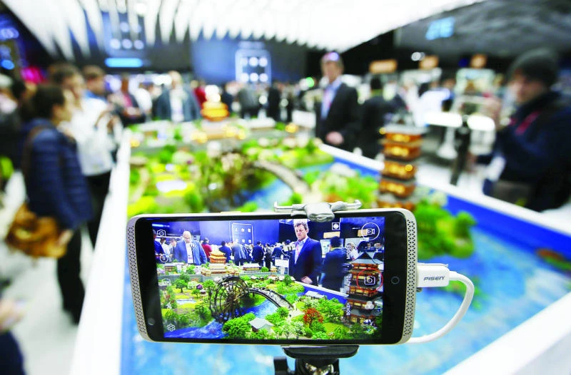 ZTE delays annual results after US restrictions