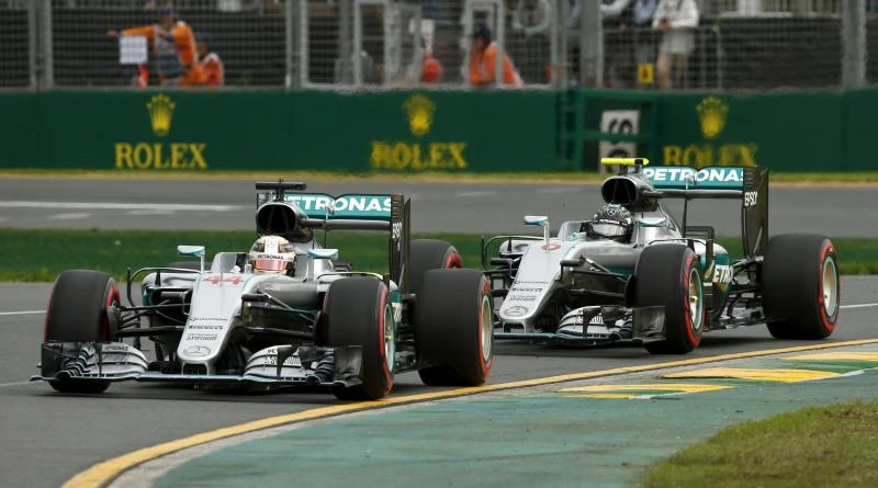 Hamilton on pole as new-look format flops