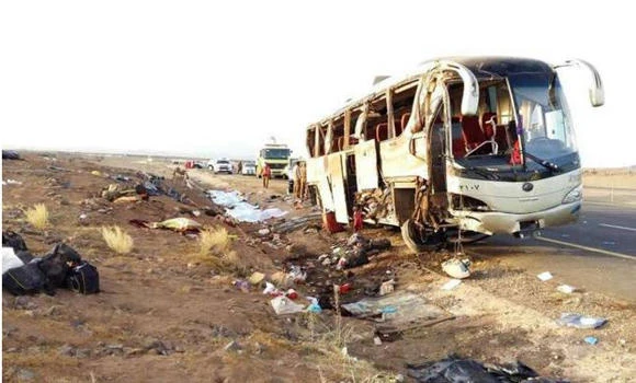 19 pilgrims killed, 22 hurt as bus overturns