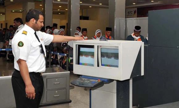 Attempts to smuggle hashish foiled by customs