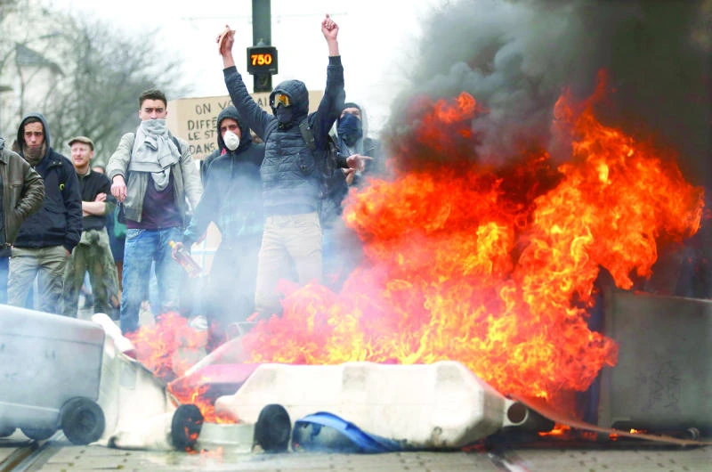 Student protests against French labor reforms turn violent