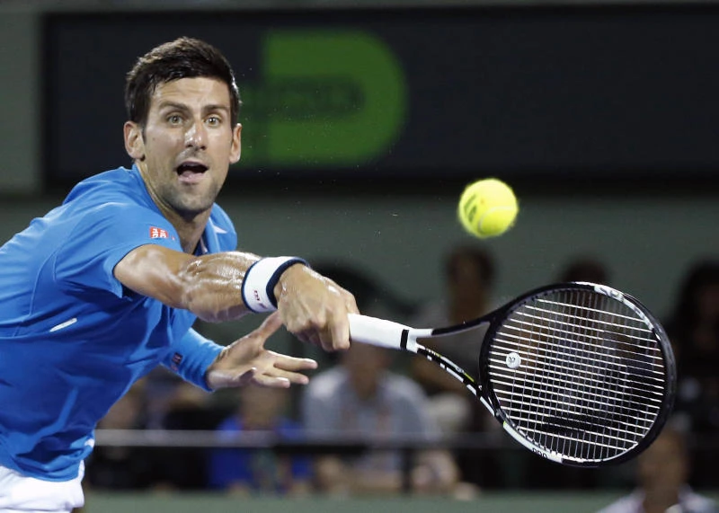 Djokovic wins Miami opener while Federer withdraws