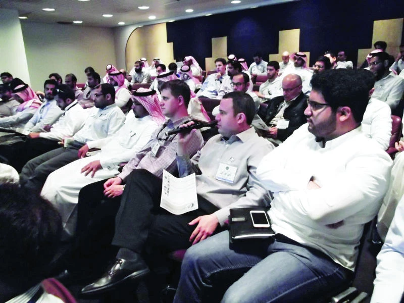 SCE, KFU organize meeting of engineers