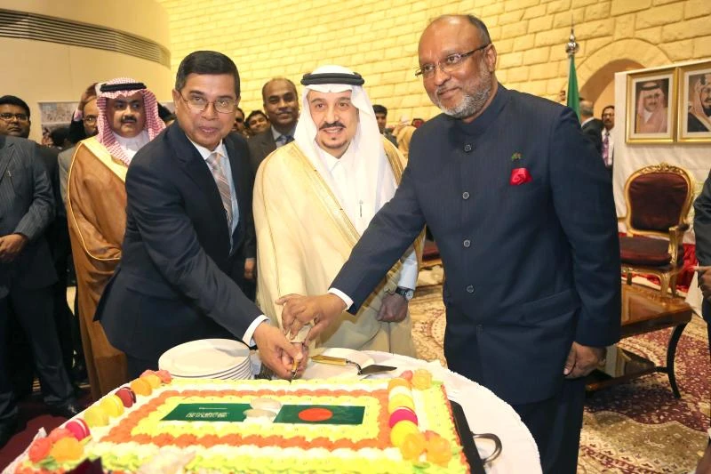 Riyadh governor takes part in Bangladesh I-Day event