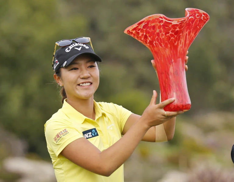 Ko cruises to Kia Classic title