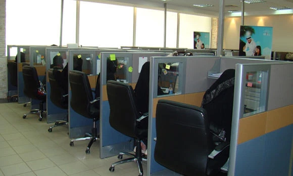 Saudi women seek more money at call centers