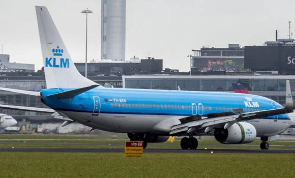 KLM honors Saudi doc for help on board flight