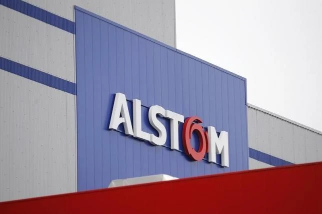 Alstom shares rise on outlook as UK chief steps down