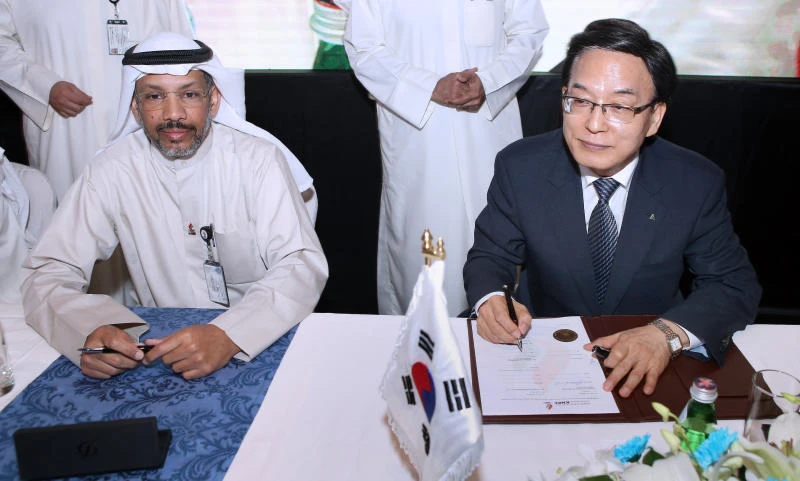 Kuwait signs $2.9 billion gas facility deal with Korean firms