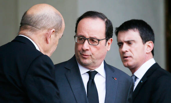 France drops plan to strip citizenship from convicted terrorists