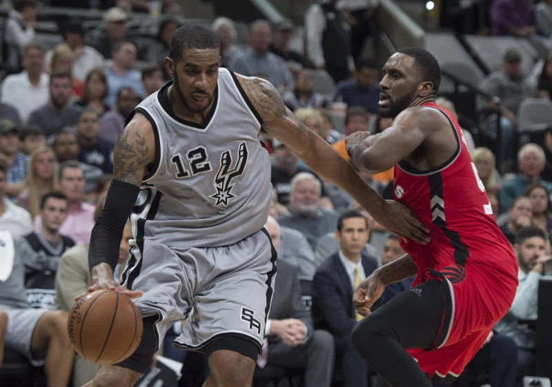 Spurs on a roll, Heat lose but clinch playoff spot