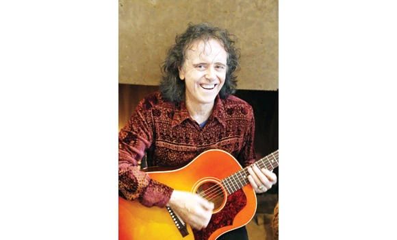 Peace and love live again as Donovan hits the road