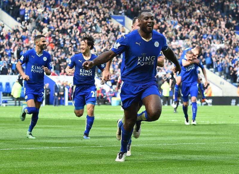 Leicester seven clear at top as United zeroes in on Champions League spot