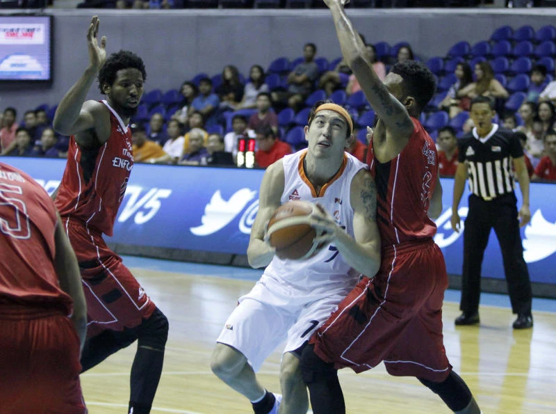 Bolts stop Mahindra, get boost in top 2 bid as Ginebra crushes SMB