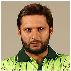 Afridi steps down as Pakistan captain, wants to continue playing T20