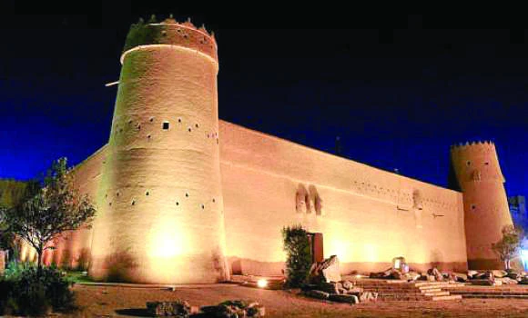 Al-Musmak hosts workshop to promote patriotism