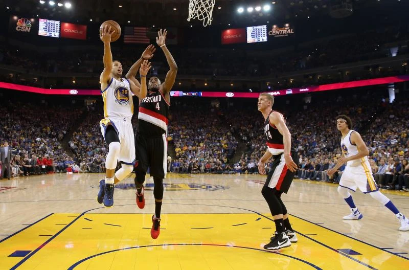 Warriors bounce back, Cavaliers hit form