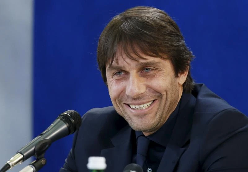 Conte becomes Chelsea manager on three-year deal