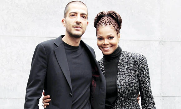 Janet delays tour again to ‘plan family’
