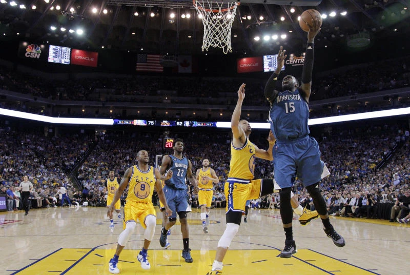 Warriors record bid hits snag after Minnesota upset