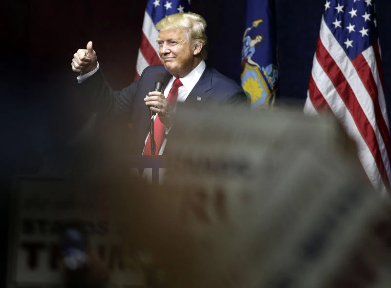 After primaries, a bleak election landscape for Trump