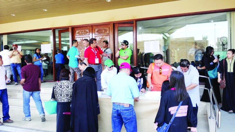 Filipino envoy urges expats to vote early