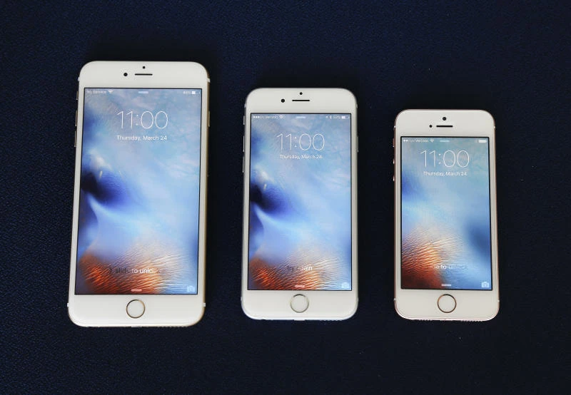 US fight goes on with Apple over iPhone access