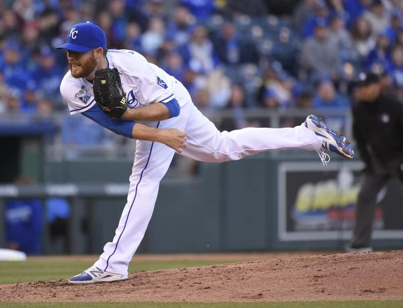 Kennedy shines in Royals debut vs. winless Twins