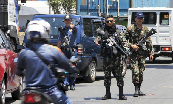 Filipino troops kill 8 militants