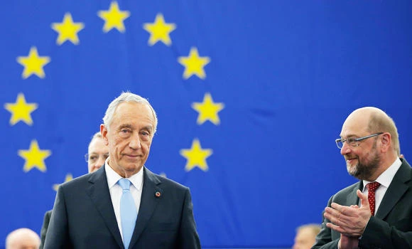 European Parliament rebukes Poland on top court