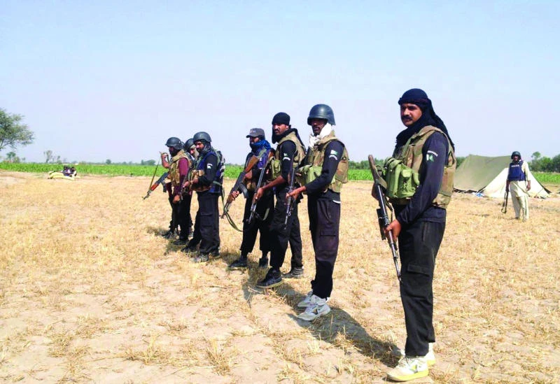 Pakistan sends troops to fight Rajanpur gangsters