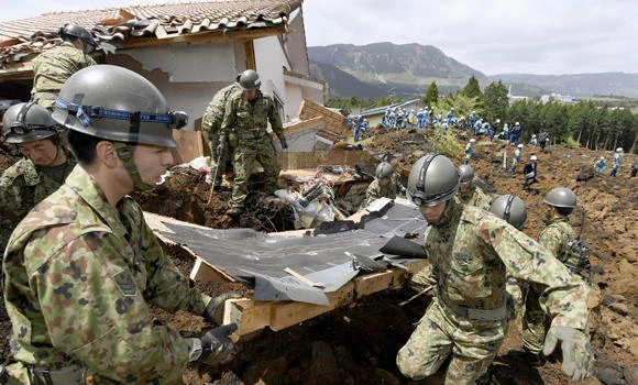 11 missing in Japan quakes; US to join relief effort